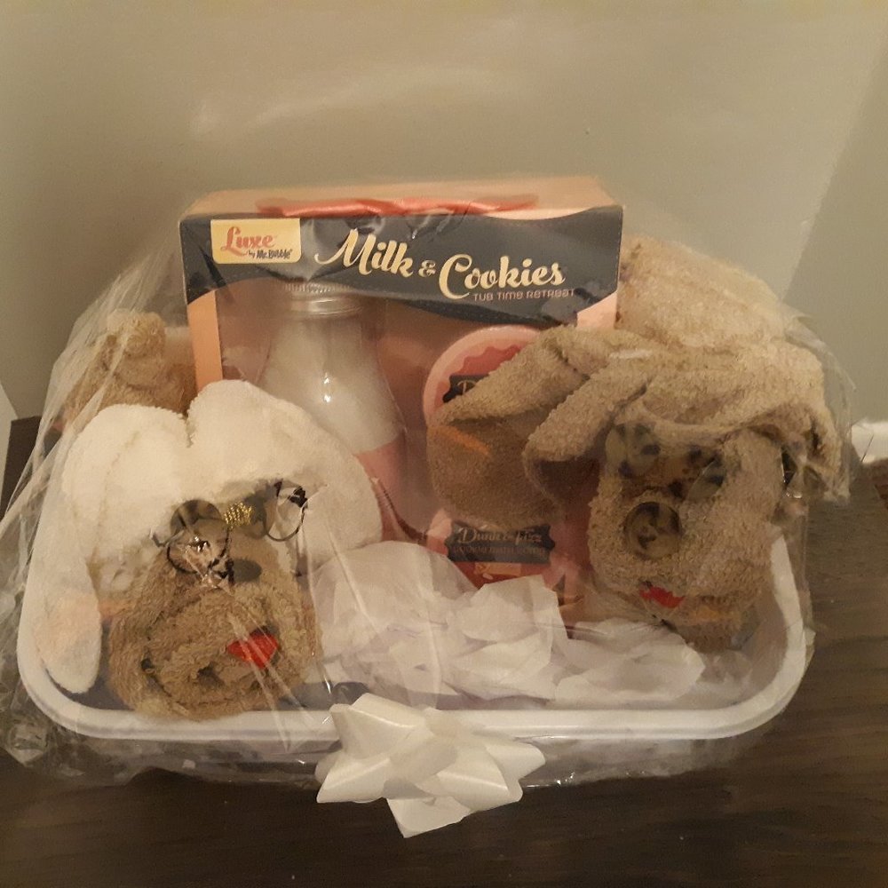 Hand Crafted Animal Towel and Bath set